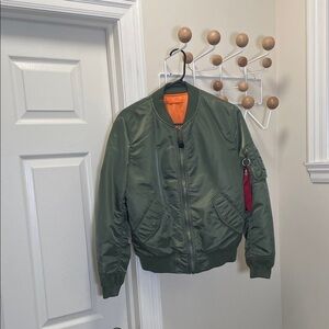 Alpha Industries Reversible Flight Bomber Jacket Sage Green - M